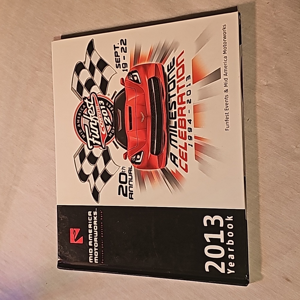 2013 yearbook fun fest corvette collectors car book
